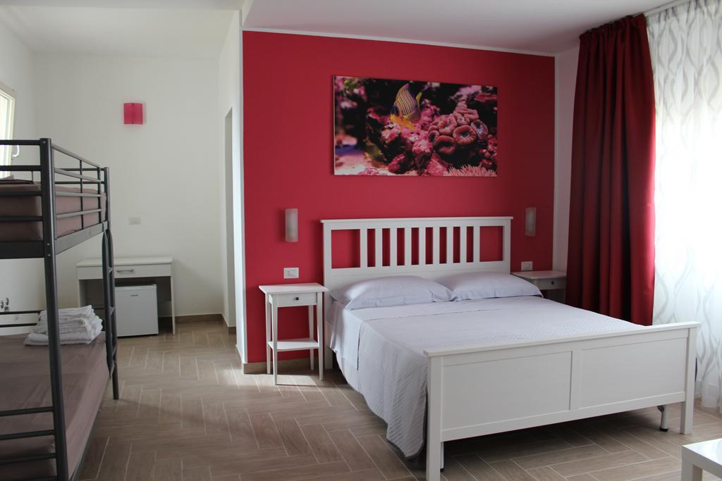 B&B Due Passi Dal Mare 토리첼라